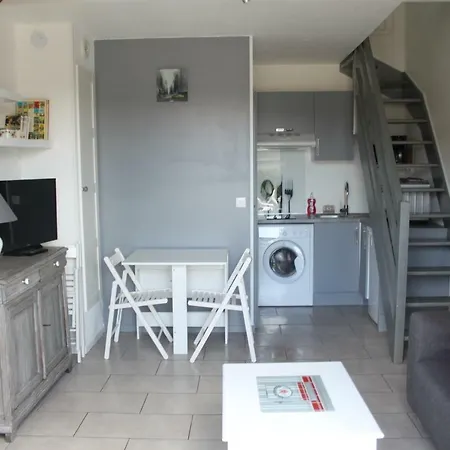 Duplex Avec Jardin Proche Plage Et Centre Ville Sur Mer *