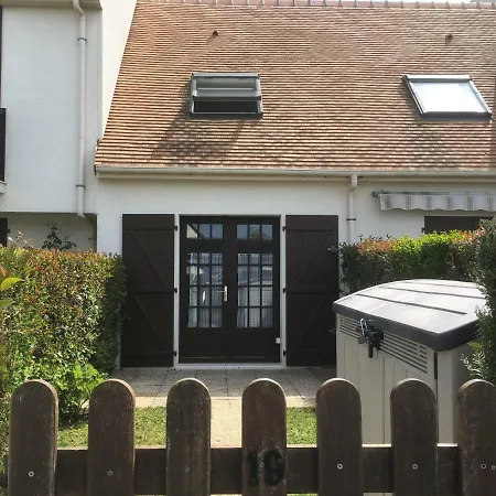Semesterbostad Duplex Avec Jardin Proche Plage Et Centre Ville Sur Mer Courseulles-sur-Mer